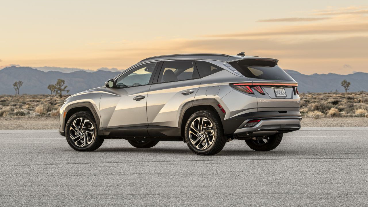 vue latérale arrière d'un Hyundai Tucson 2026