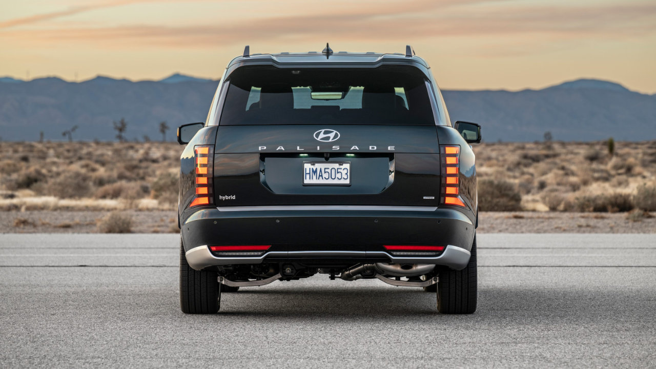 Vue avant du Hyundai Palisade 2026 mettant en évidence la calandre et les phares modernes